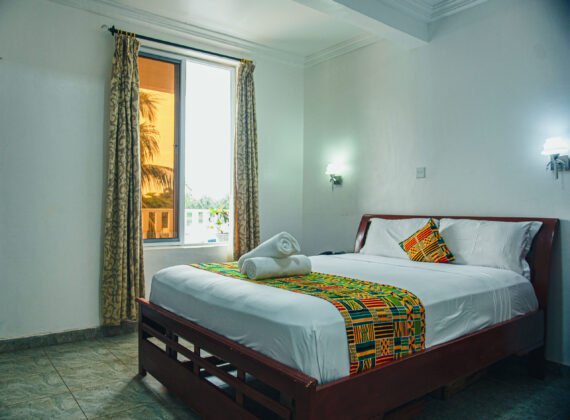 Peace Holiday Resort