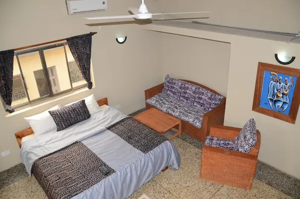 Sleepy Hippo Hotel