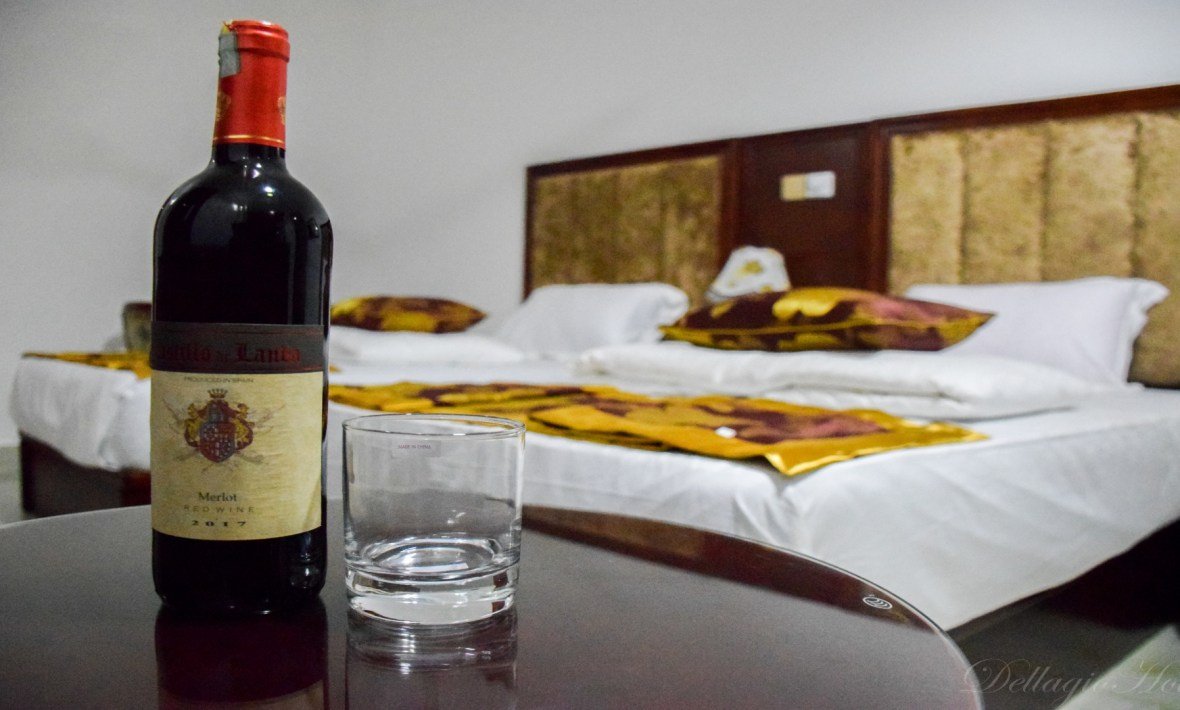 Nuoyong Empire Hotel