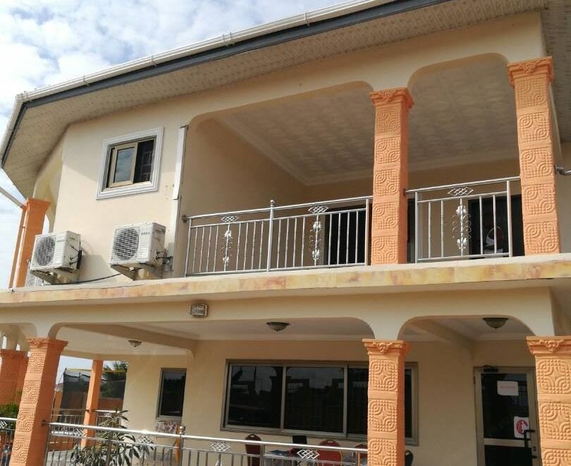 Balona Hotel