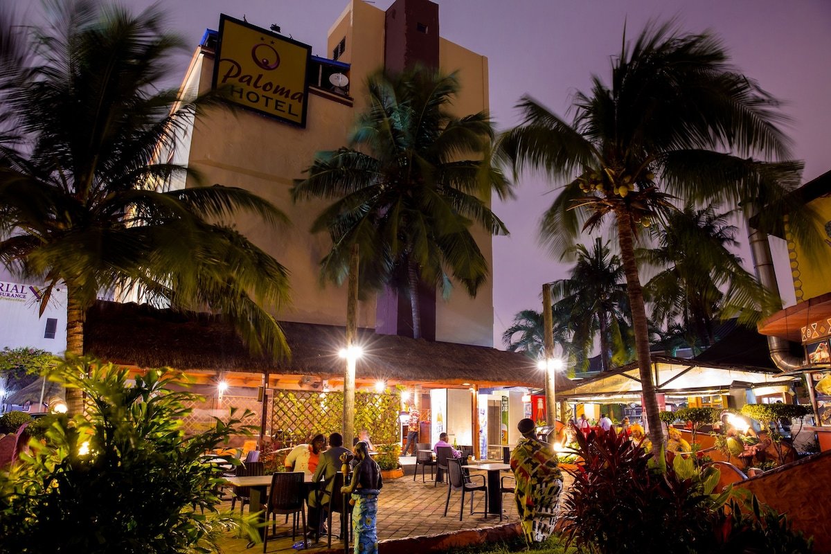 Paloma hotel