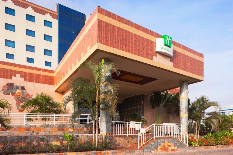 Holiday Inn Airport hotel