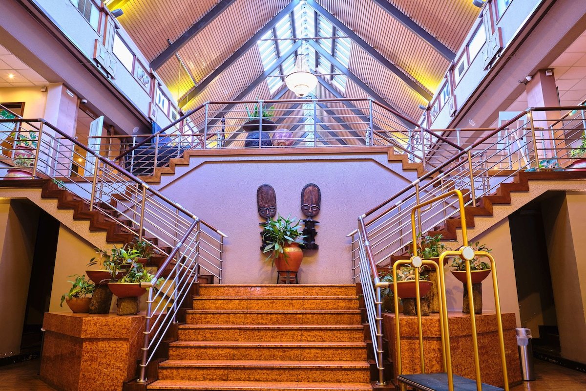 Lancaster hotel