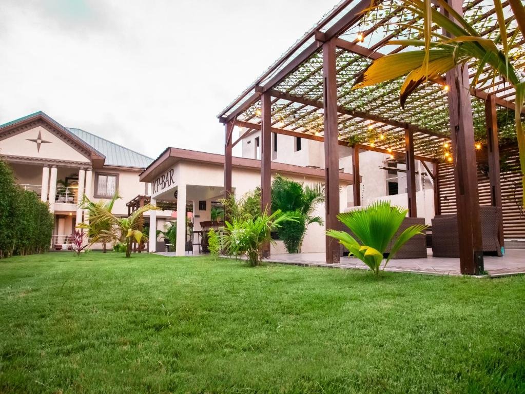 Koko Palm Inn