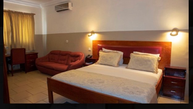 Kunta Kinte hotel