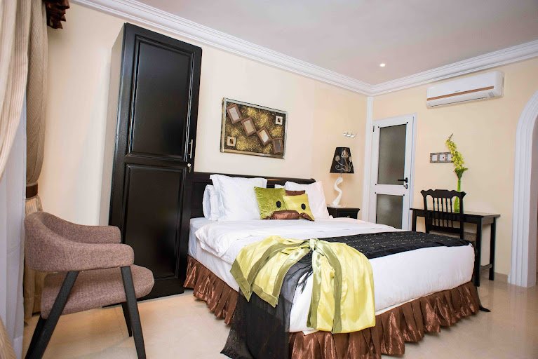 The Ritzz Exclusive Guesthouse