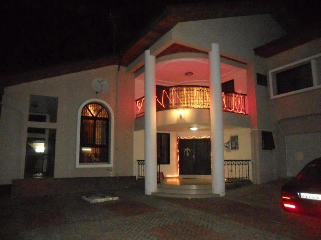 Kalis Lodge Guesthouse
