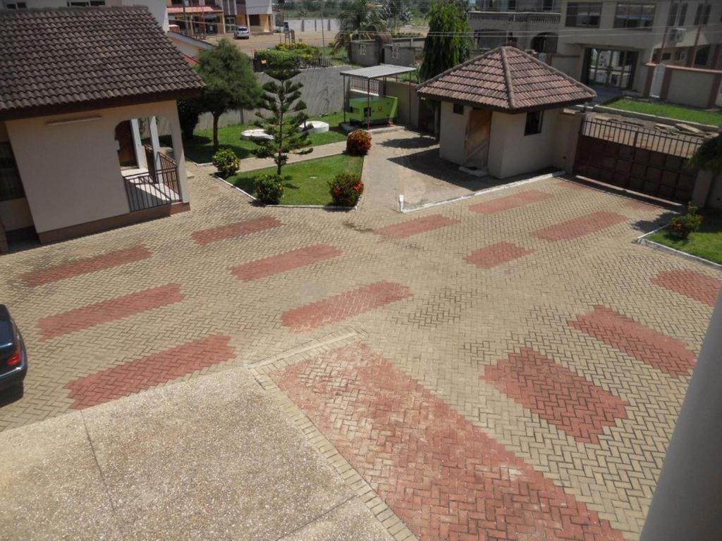 Kalis Lodge Guesthouse