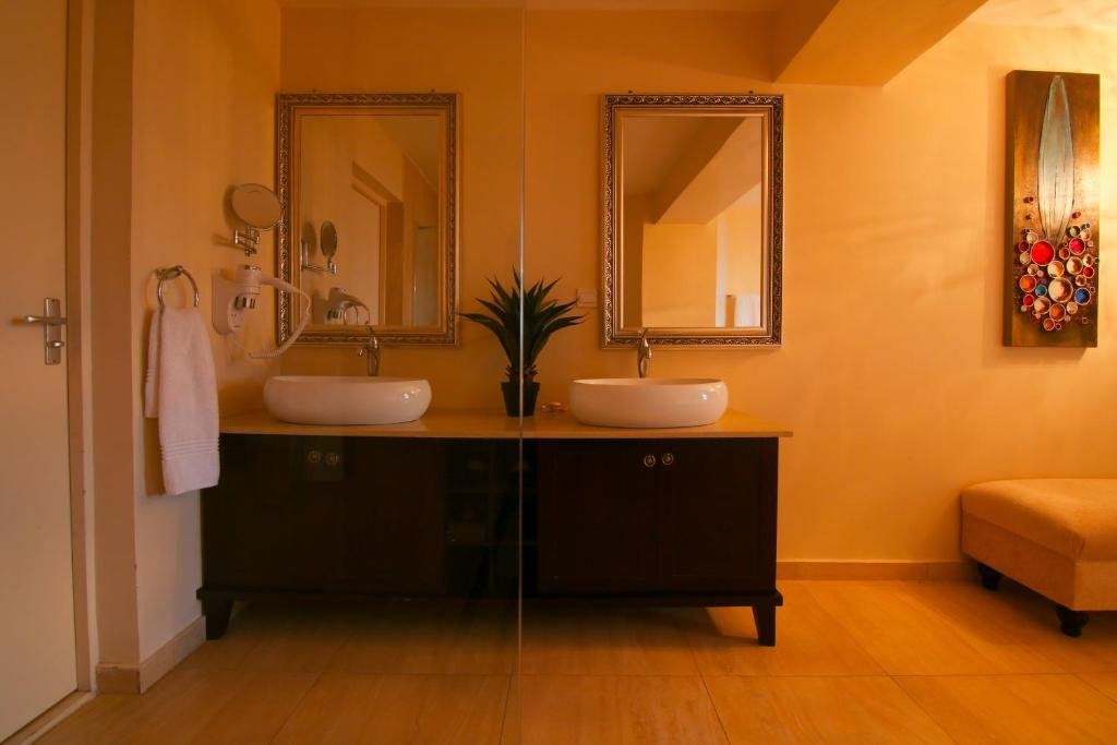 Best Western Plus Hotel